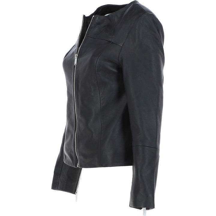Leather Storm Blitz : Bold Instinct