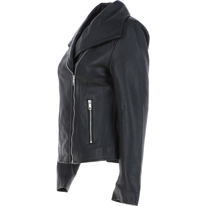 Leather Nova Arc : Retro Riot