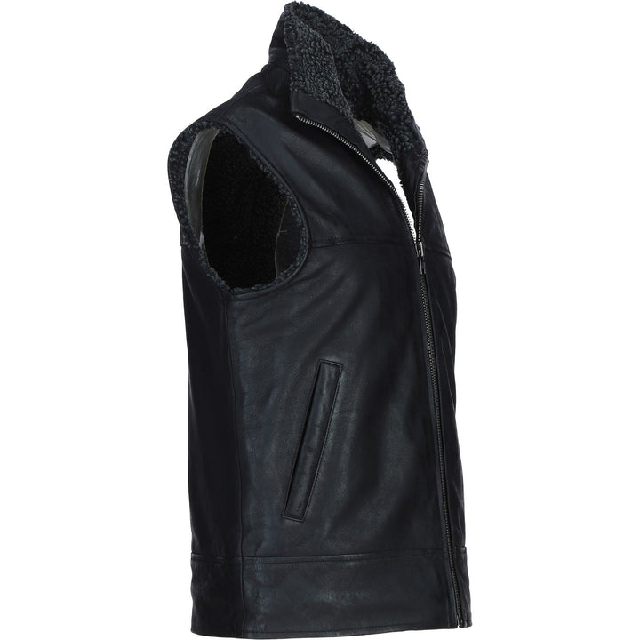 Coat Glint Stormer : Edge Theory